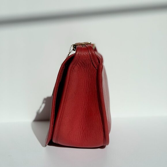 SOLD Vintage Coach Red Small Shoulder Bag 9530 - Picture 4 of 14